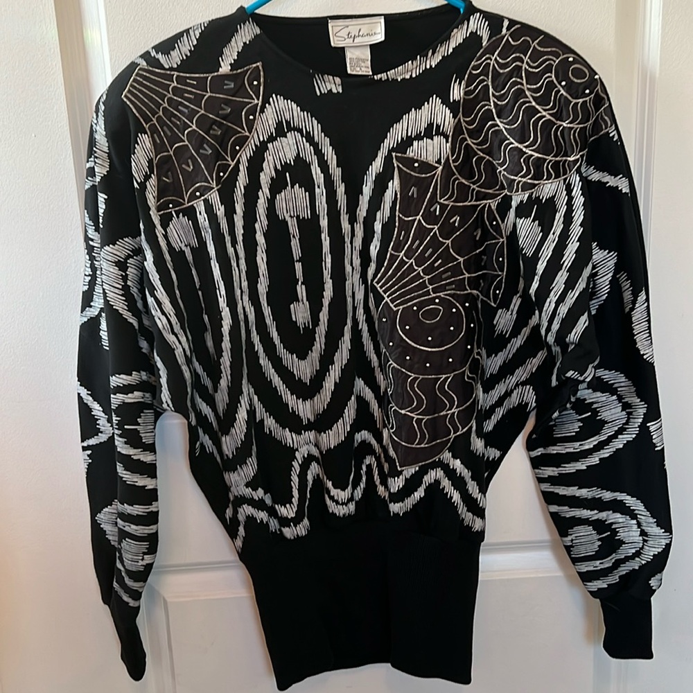 Vtg 80s dolman SHELLS beaded batwing lightweight slouchy sweatshirt S black